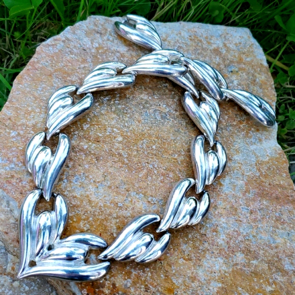 Chunky Vintage High End Stylized Silver Heart Shape Rhodium Plate Necklace - Picture 13 of 14